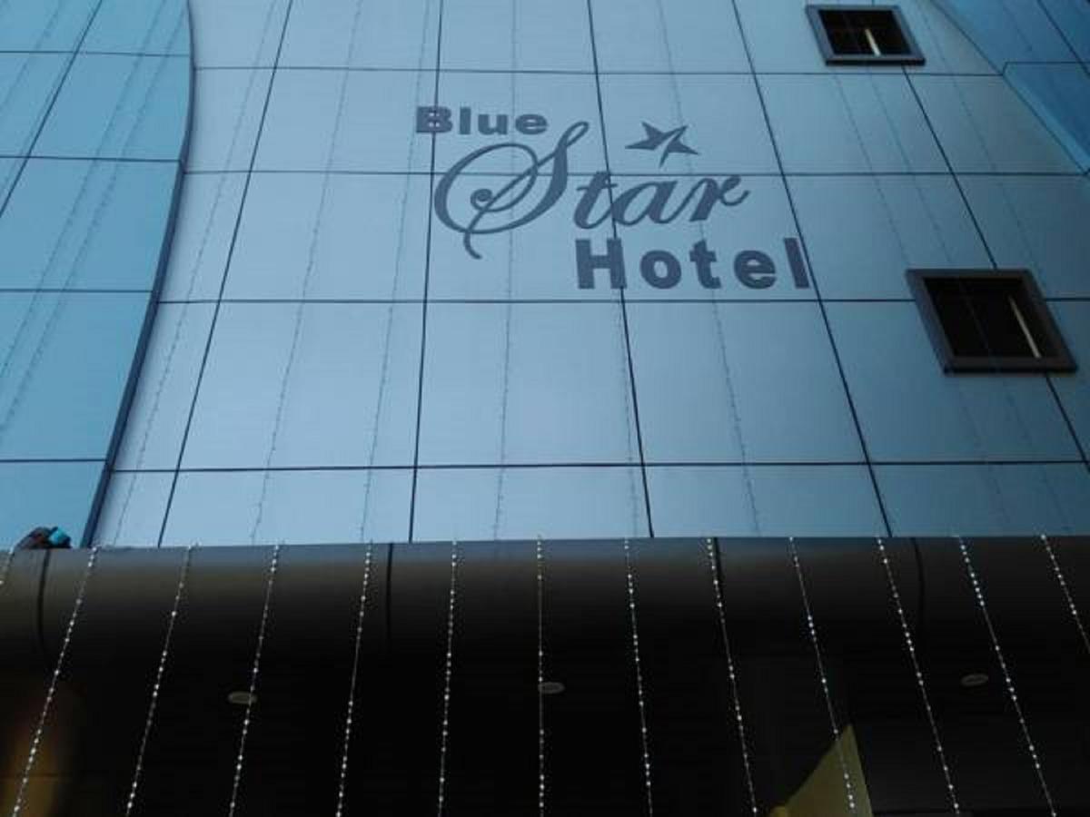 Hotel Blue Star Datia Ngoại thất bức ảnh